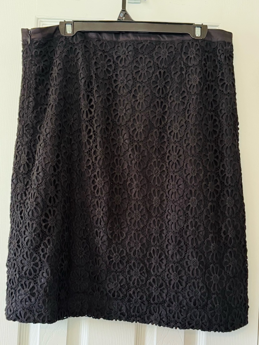 Talbots Black Floral Lace A-Line Skirt Women’s Size 12 Lined‎ Capsule Classic